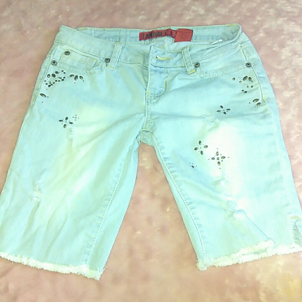 Distressed shorts